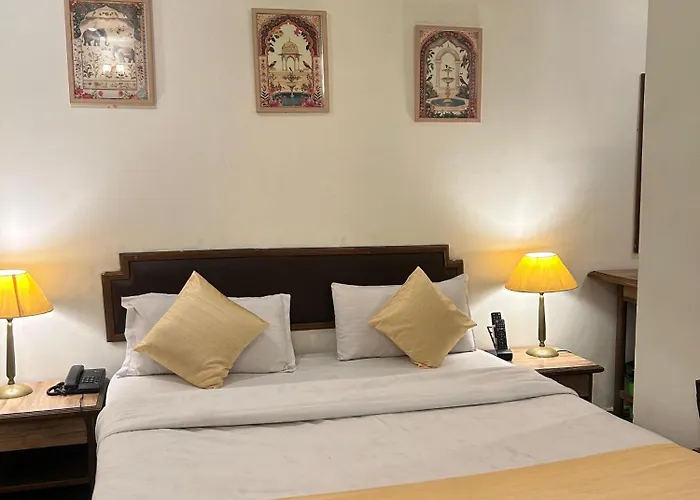 Hotel Kartik
