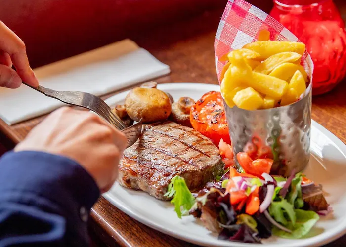 The Carre Arms Hotel & Restaurant
