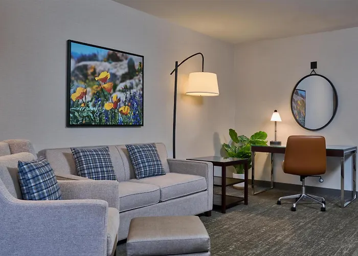 Doubletree By Hilton Hotel Flagstaff