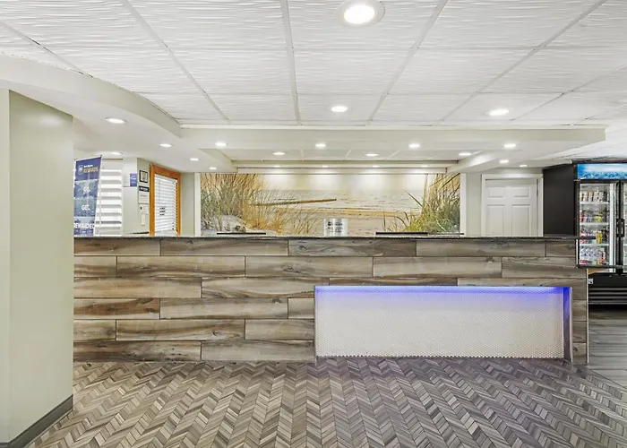 Best Western Plus Holiday Sands Inn&Suites