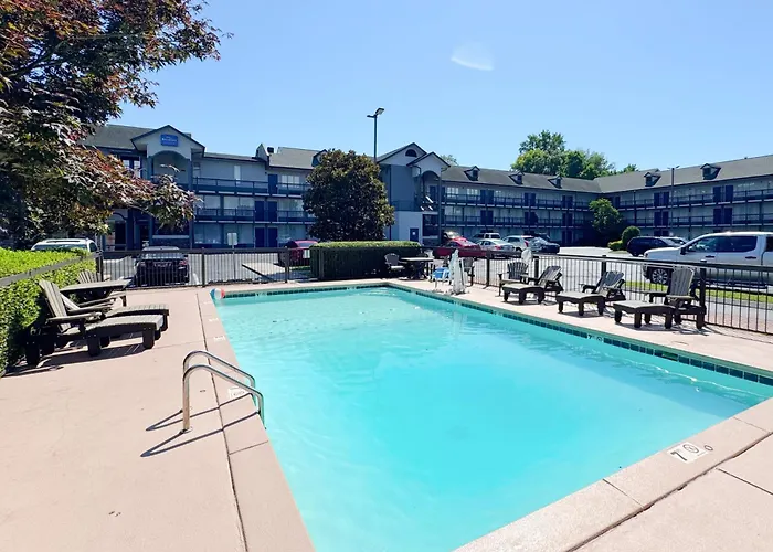 Baymont By Wyndham Sevierville Pigeon Forge
