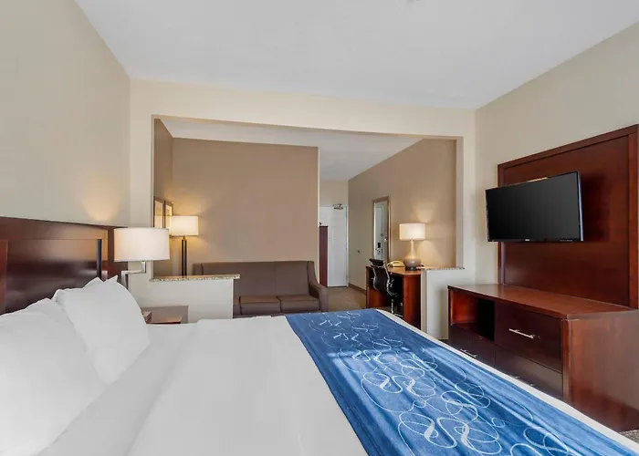 Comfort Suites Normal University Area