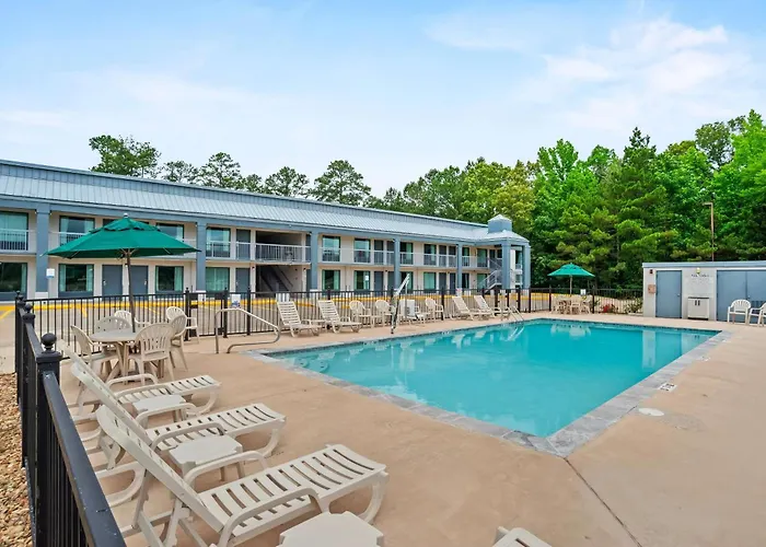 Quality Inn Louisville Ms