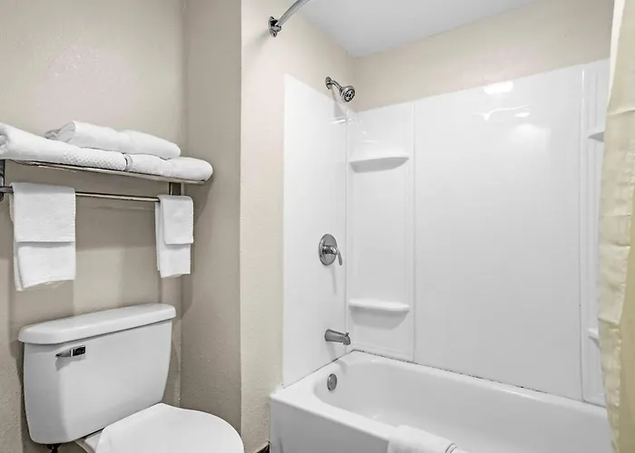 Quality Inn Louisville Ms