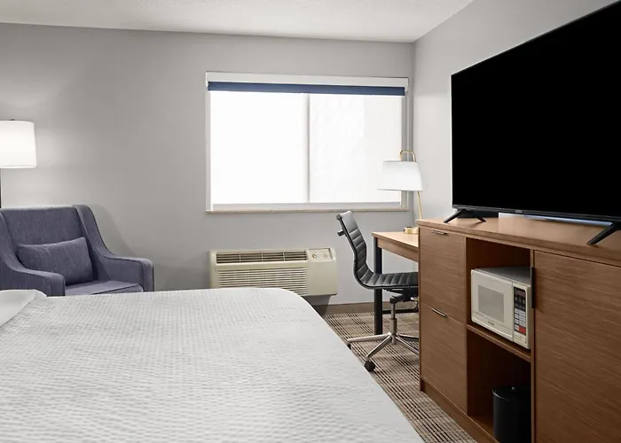 Americinn By Wyndham Marshfield