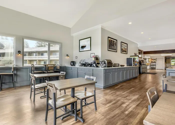 Best Western Pier Point Inn