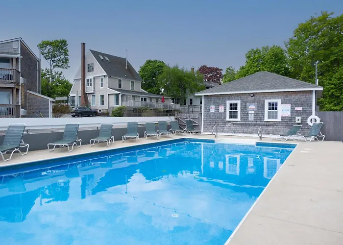 Aspinquid Resort
