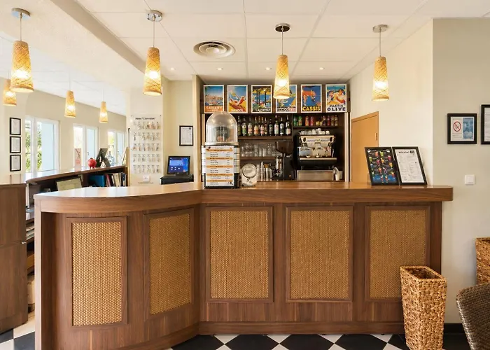 Hotel Vtf Clairefont - Bandol