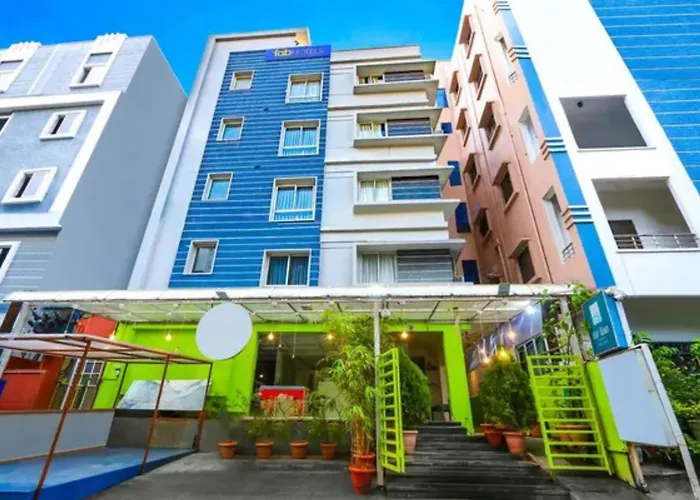 Fabhotel Blue Dawn Gachibowli - Gachibowli - Nr Dlf Cyber City