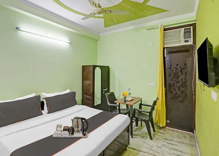 Hotel O Premium Room
