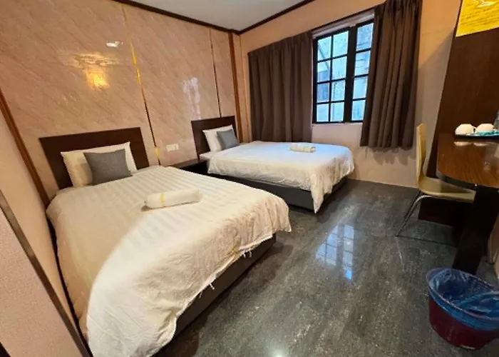 One World Hotel