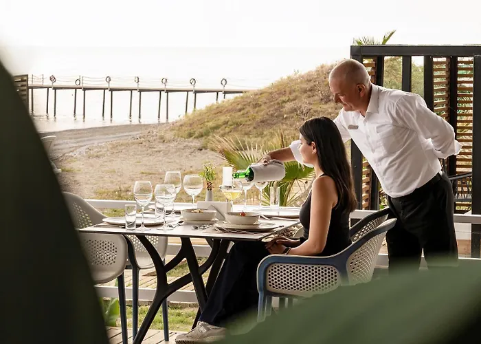 La Benata Beach Hotel