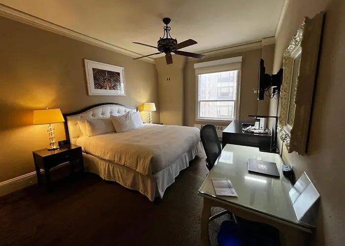 Kensington Park Hotel