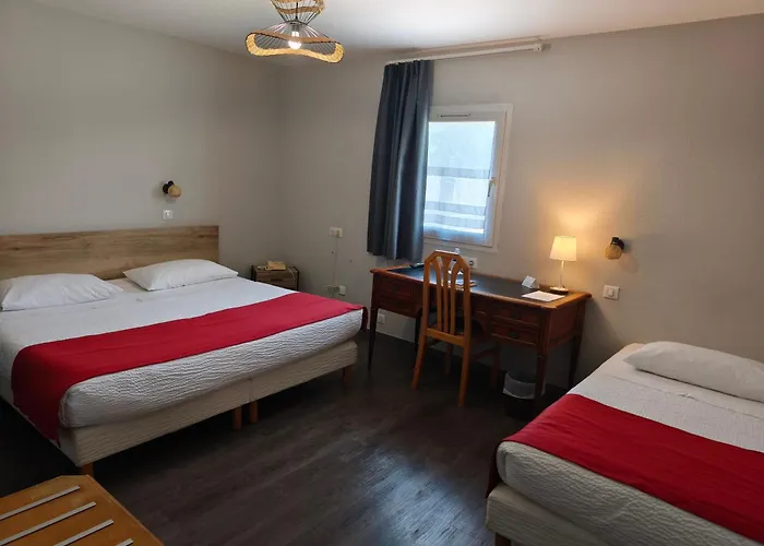 Logis Hotel Novalis Quimperle