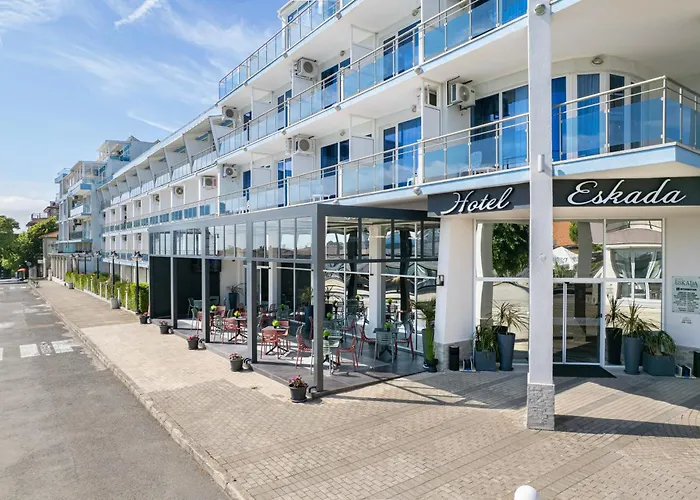 Hotel Eskada Beach - Free Parking