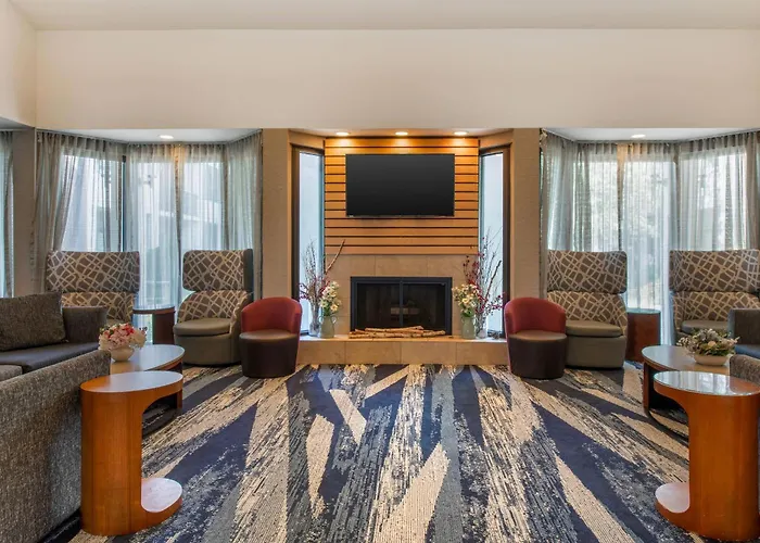 Comfort Inn & Suites Eden Prairie - Minneapolis Southwest