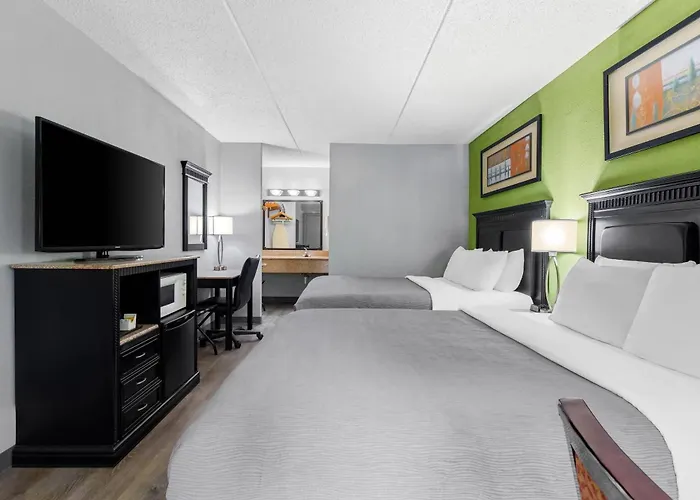 Quality Inn & Suites Gibsonia - Pittsburgh North