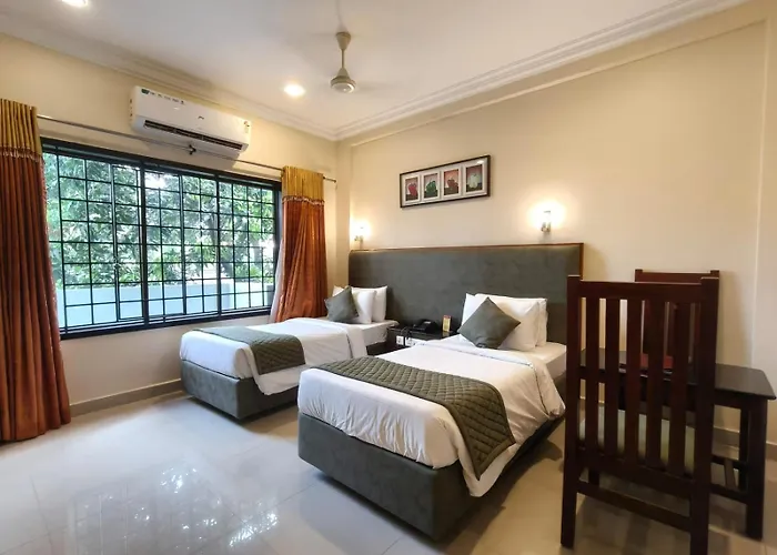 Hotel Sahana Castle
