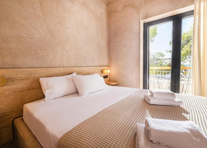 Medusa Luxury Suites