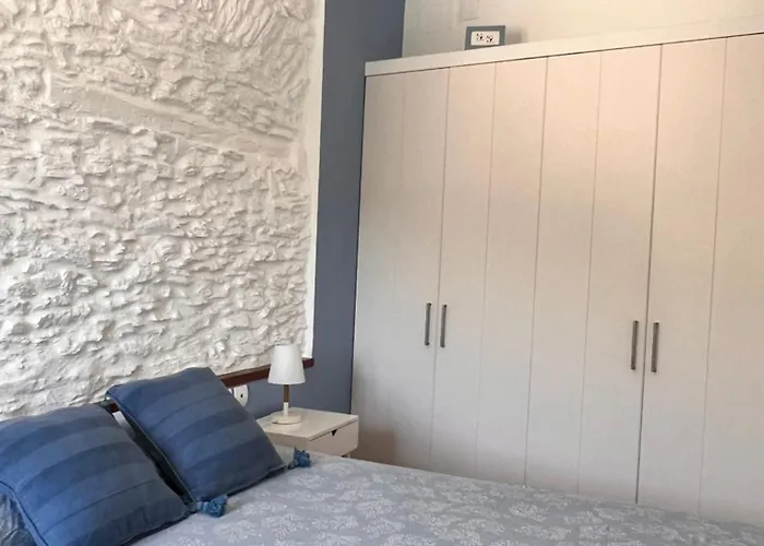 ROQUES - Casa en primera línea de mar en CADAQUÉS