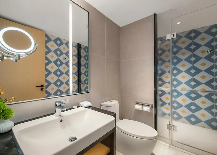 Holiday Inn Qinhuangdao Haigang