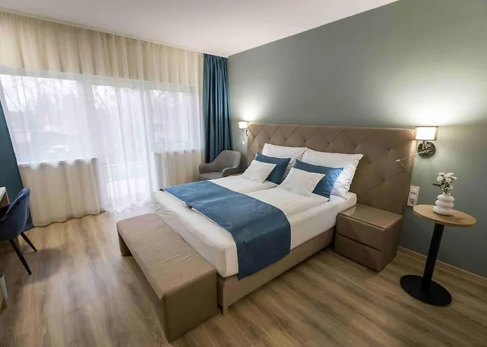 Kistuecsoek Food & Room