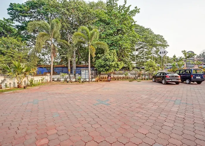 Collection O Chalakudy Hotels