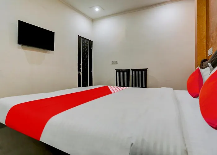 Hotel O Guru Ji Residency