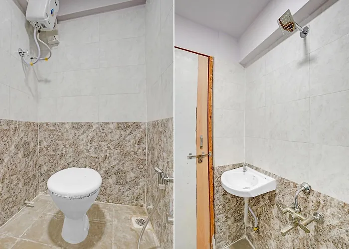 Oyo Flagship 81234 Hotel Velvet Rooms