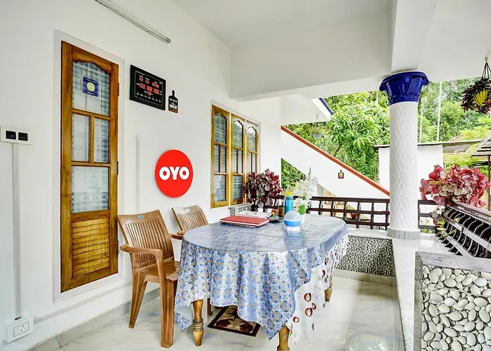 Oyo Flagship 81359 Xanadu Marari Villa