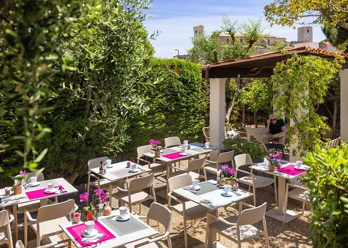 The Originals Boutique, Hôtel des Orangers, Cannes (Inter-Hotel)