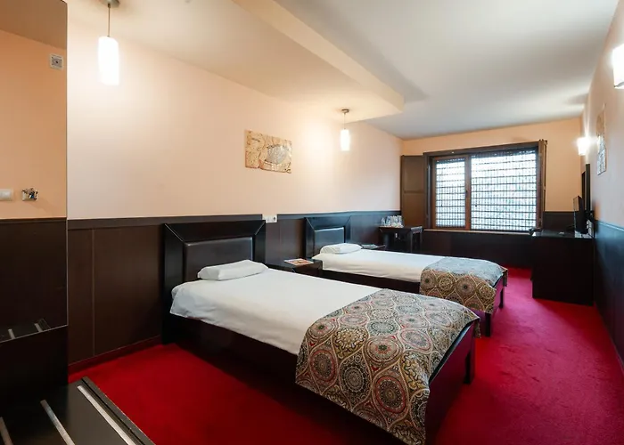 Hotel Ego - Parking Available - Top Central Location