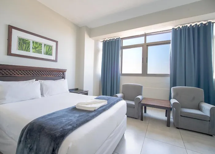 Gooderson Tropicana Hotel
