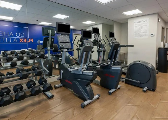 Holiday Inn Express Charleston Us Highway 17 & I-526 By Ihg