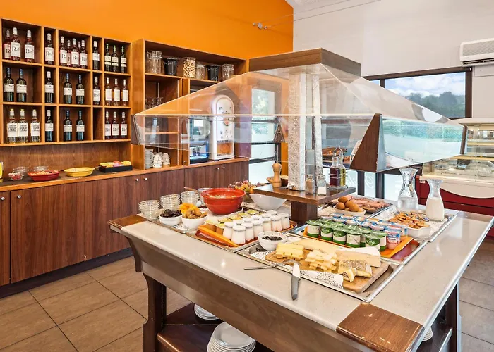Hotel Restaurant Akena Bordeaux Sud - La Brede