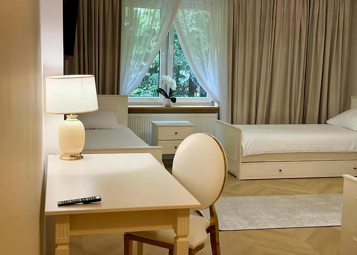 Hotel Palac Akropol