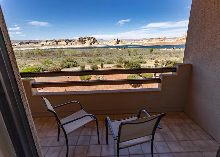 Lake Powell Resort