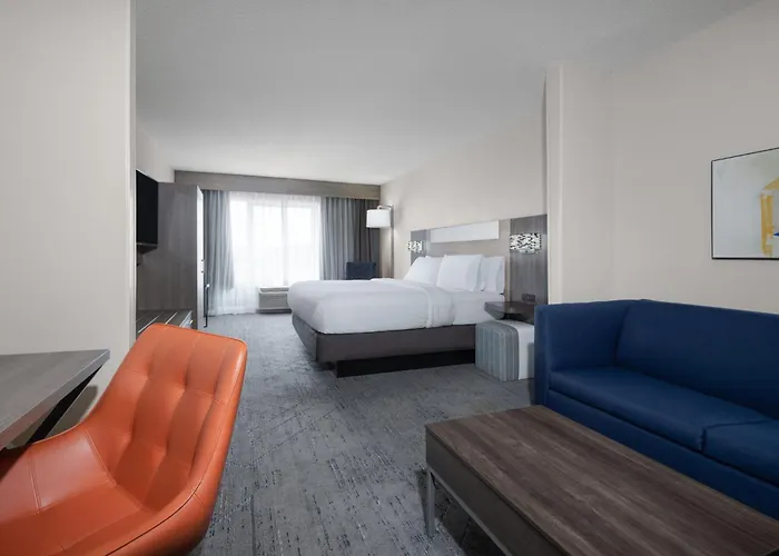 Holiday Inn Express Pembroke By Ihg