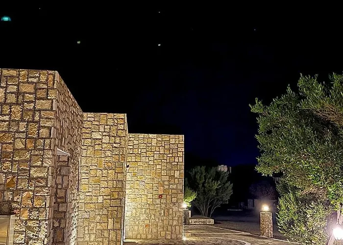 Jebel Shams Resort منتجع جبل شمس
