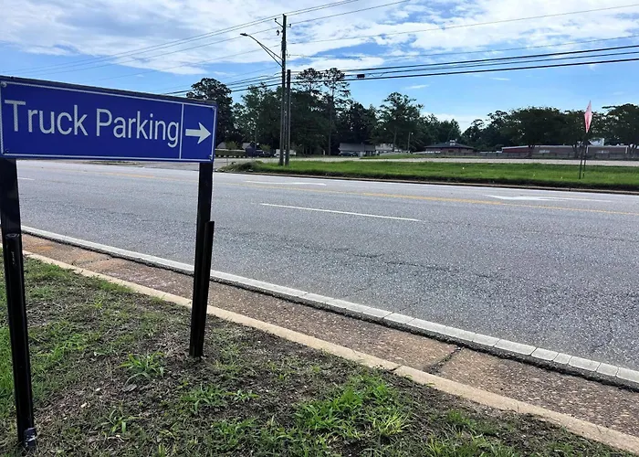 Travelodge By Wyndham Thomasville Al