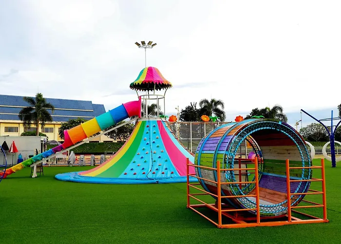 Savan Resorts