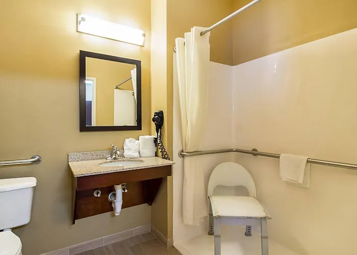 Mainstay Suites Fargo - I-94 Medical Center