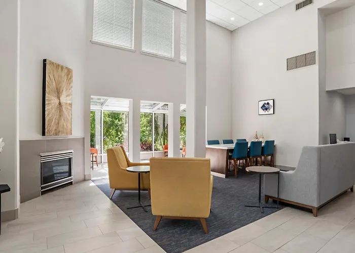 Holiday Inn Express Fairhope - Point Clear By Ihg