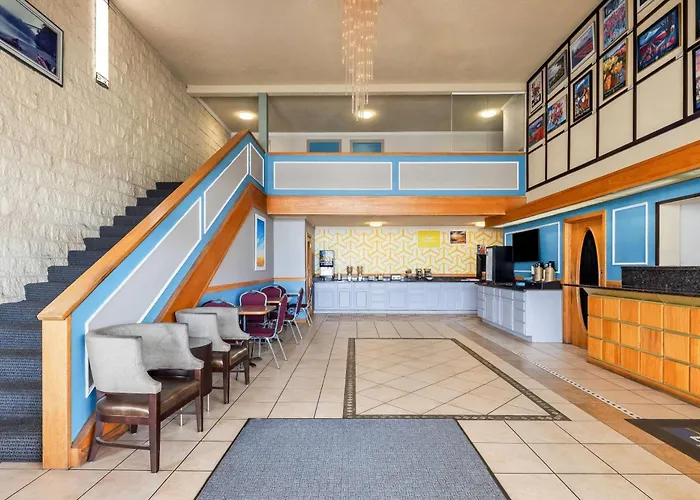 Days Inn By Wyndham Mt. Vernon