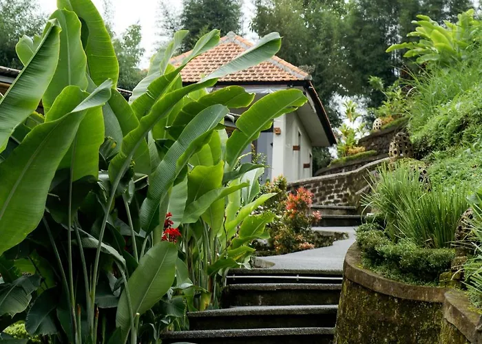 Munduk Tentrem Resort