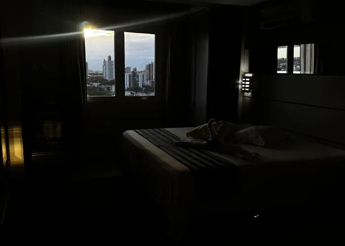 Hotel Maestro Premium Cascavel