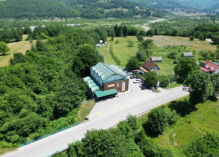 Hotel Serdar