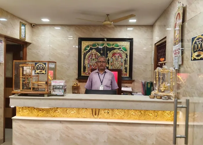 Raya'S Inn