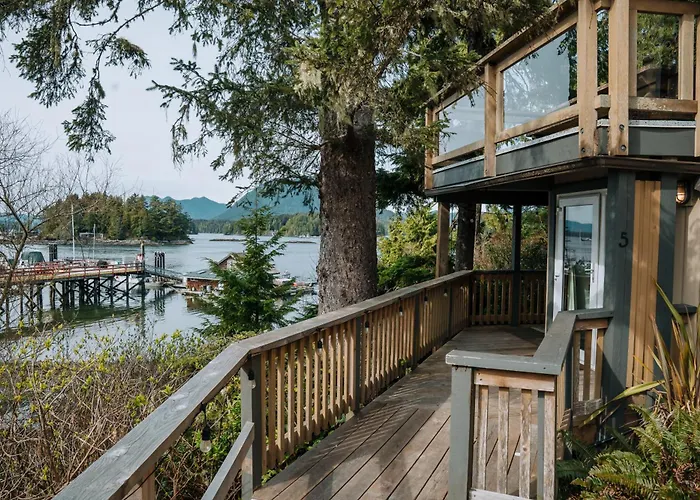 The Shoreline Tofino