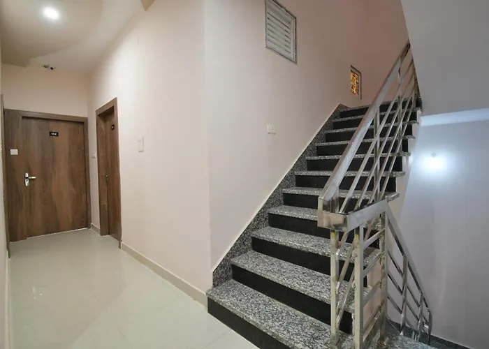 Hotel O Pratap Palace